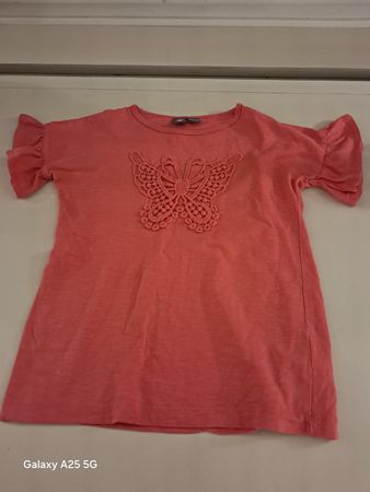 T-shirt fille rose  avec papillon - Taille 110/116