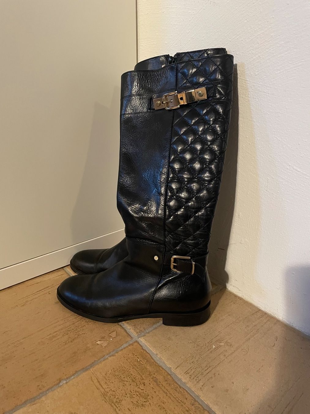 Chaussures femmes: Wunderschöne Lederstiefel Gr.37 – D'occasion à Uetikon am See par Mici_Ki 3