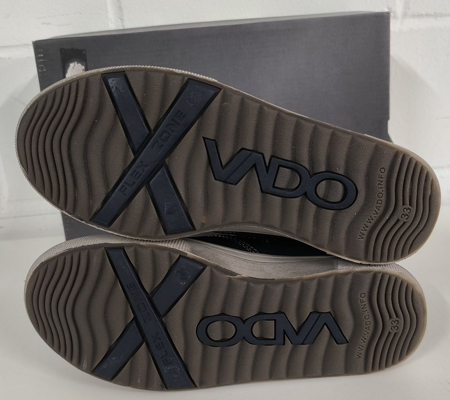 Herrenschuhe: VADO Sneaker Schuhe Grösse 33 – Neu und originalverpackt aus Rüti ZH von Restwert_Rueti_ZH 4