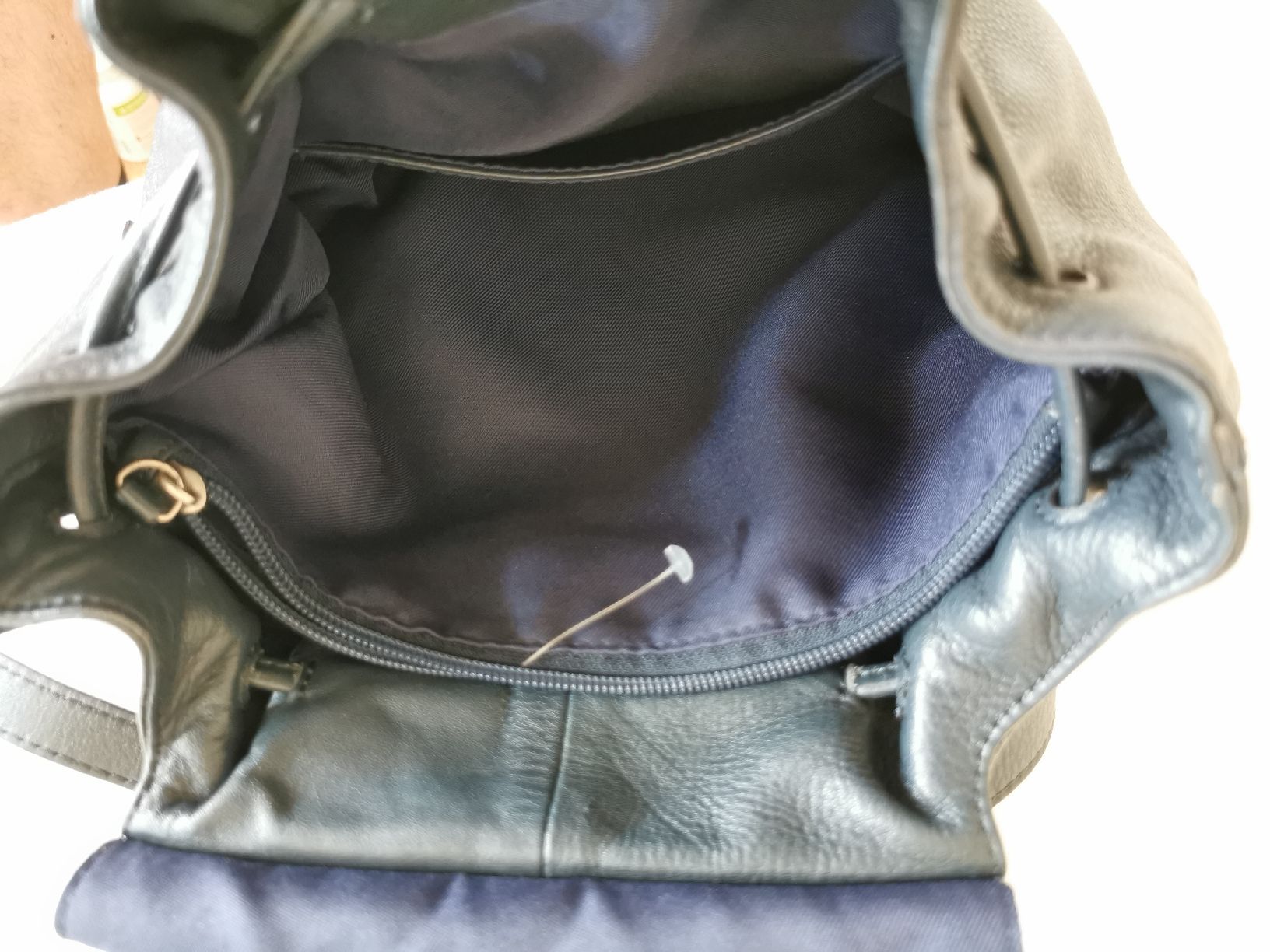 Taschen für Damen: Damen Leder Rucksack  – Gebraucht aus Schlieren von vlalif 4