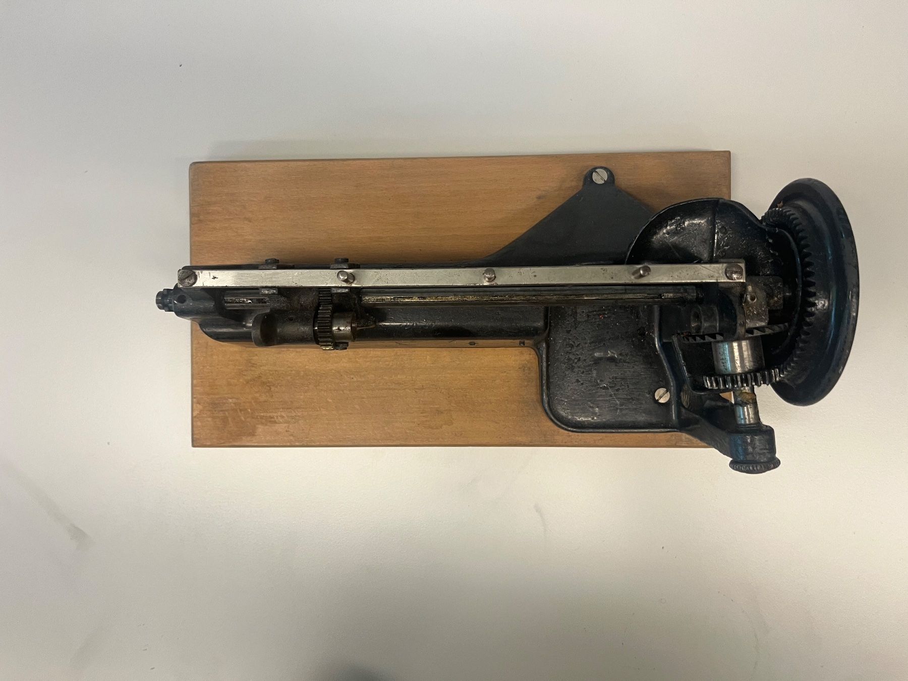 Temperini: Antique Gull & Harbeck Jupiter Pencil Sharpener – Usato da Trimbach venduto da ypluess 3