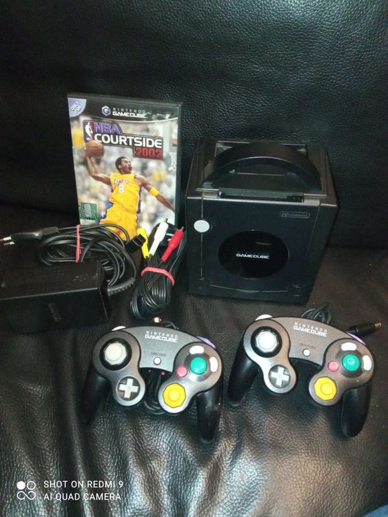 Nintendo GameCube Schwarz mit 2 Controller + NBA Spiel (Gebraucht) in ...