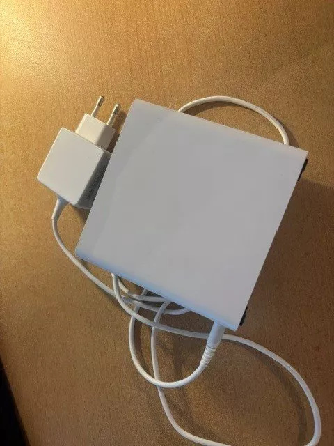 Swisscom WiFi: Swisscom WLAN-Box – Usato da Schötz venduto da Lenny-French 1