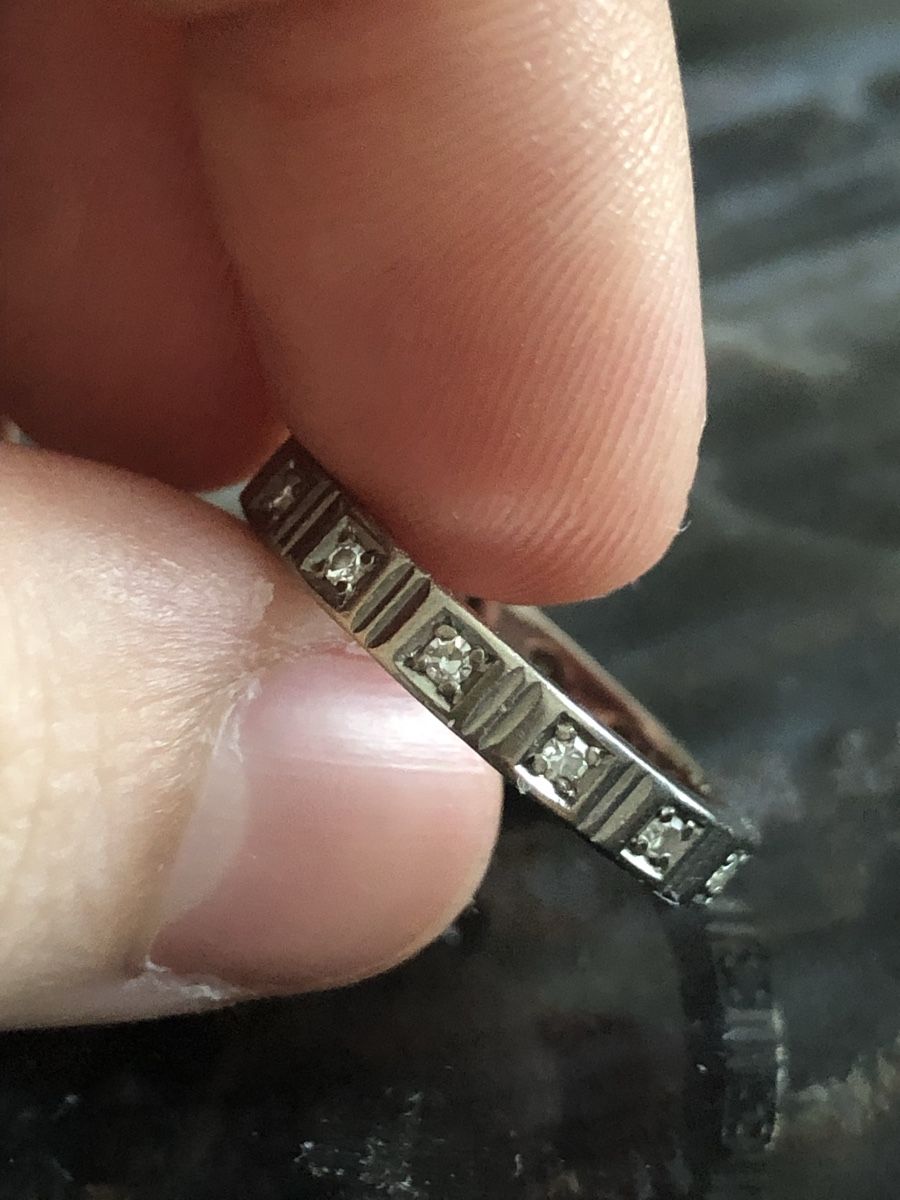Anelli: Bague rivière or 750 et diamants – Usato da Zürich venduto da malia. 3