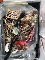 XXL Modeschmuck LOT mit Koffer