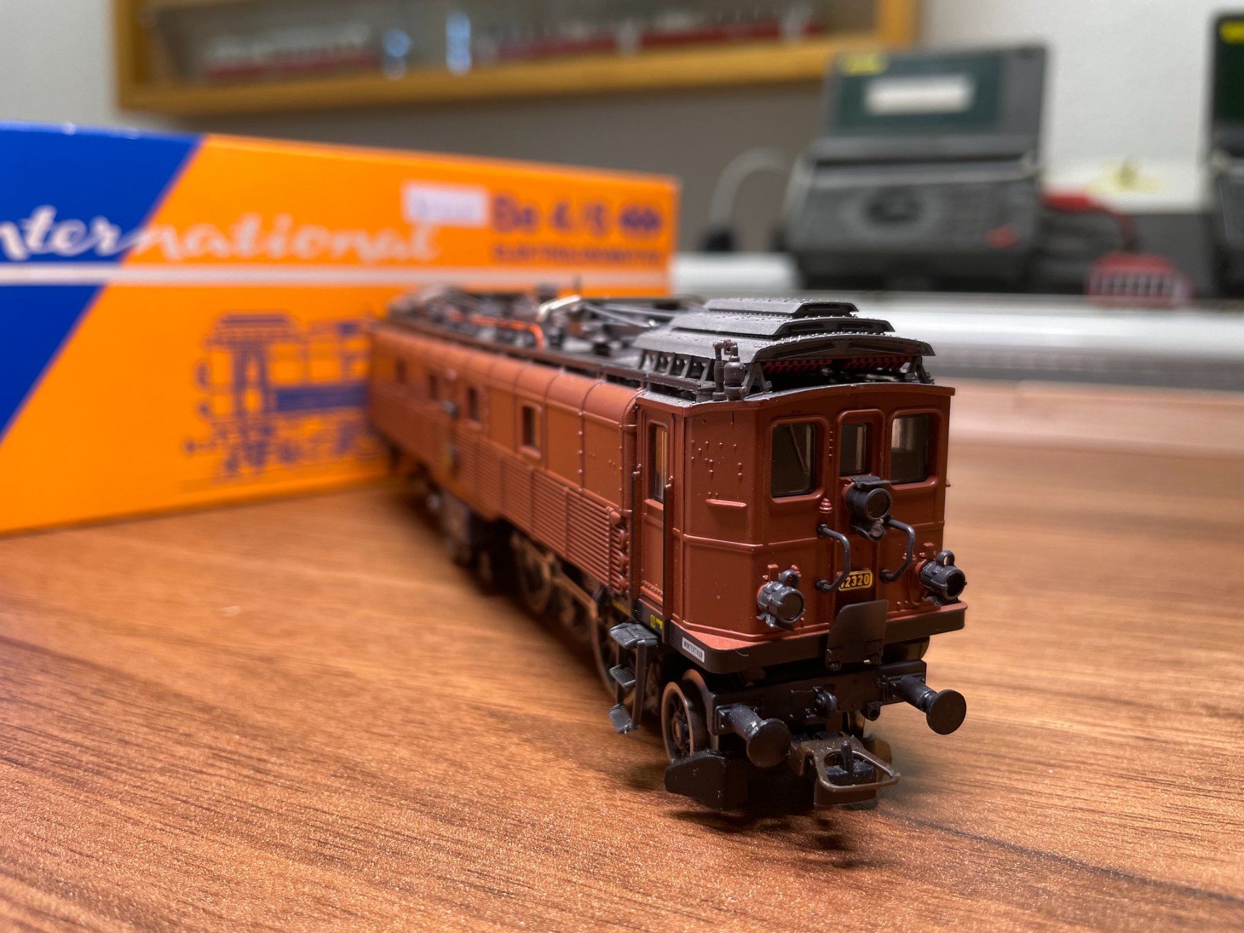 Roco Modellini di ferrovie: Roco SBB Be 4/6 braun in DC analog – Usato da Villmergen venduto da Mfritz 3