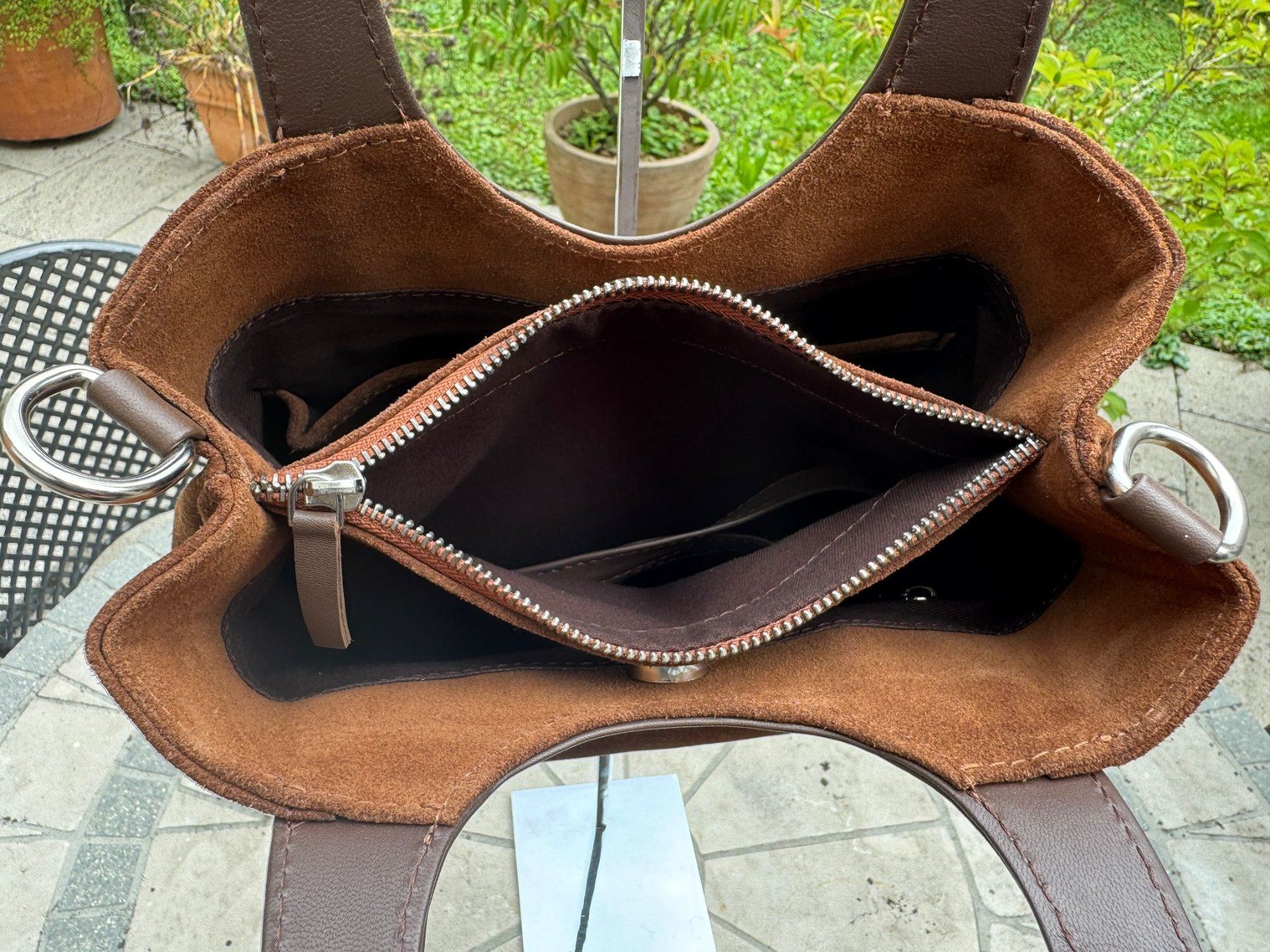 Borse da donna: Echte Wildleder-Handtasche mit Ledergriff – Nuovo e nell'imballaggio originale da Bözberg venduto da sojana 2