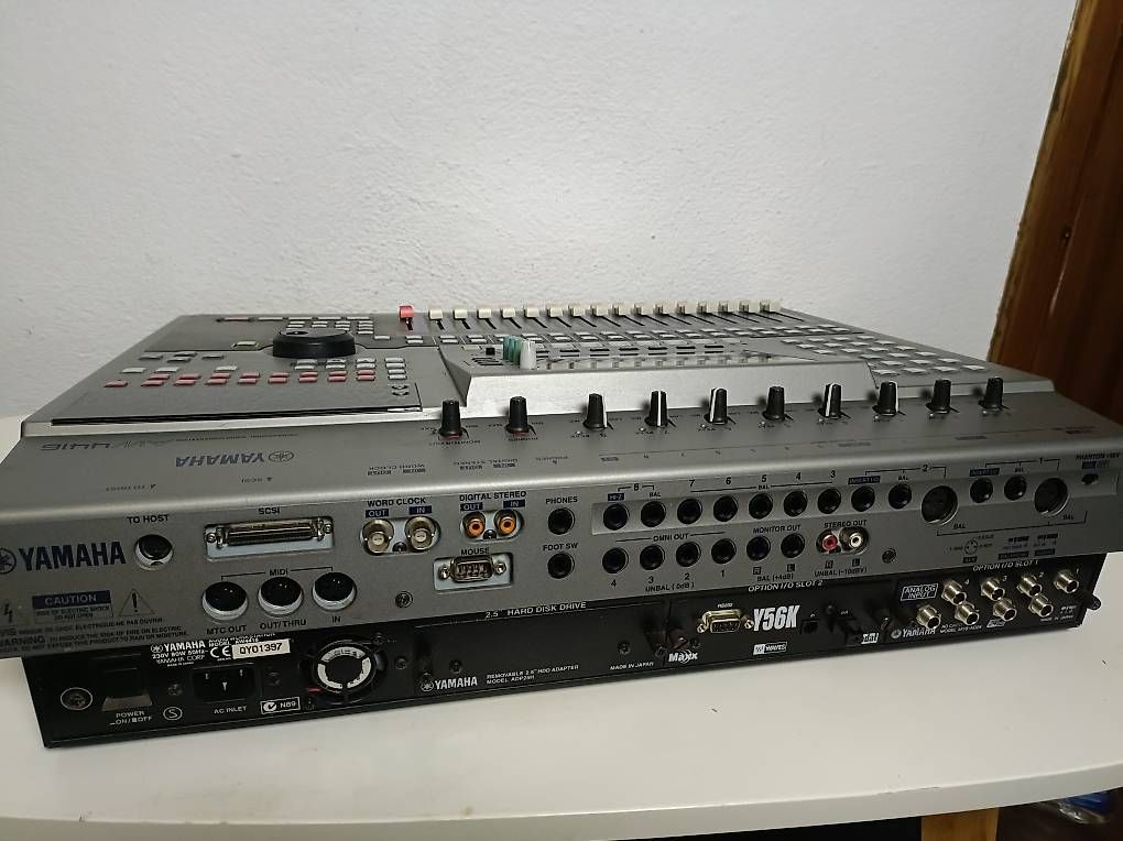 Console di mixaggio: Yamaha AW4416 Professionelle Audio-Workstation  – Usato da Heimberg venduto da Bombele 3
