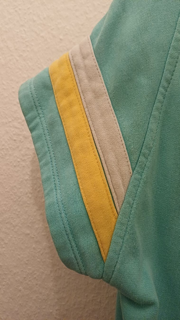 Adidas Gilet & Giacche: gilet Adidas vintage – Usato da Vevey venduto da Veveybien 5