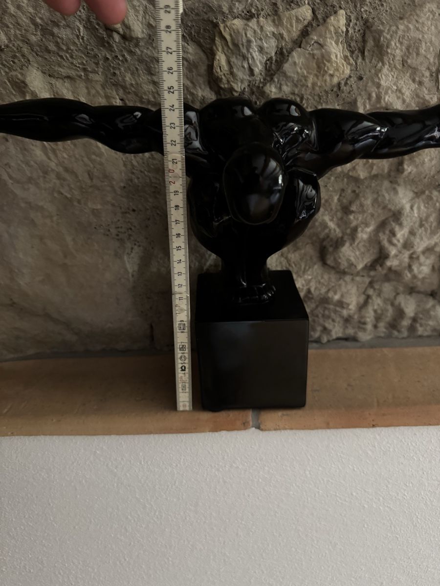 Sculture & Statue: Black Athlete Sculpture KARE design – Usato da Seuzach venduto da Wolf936 8