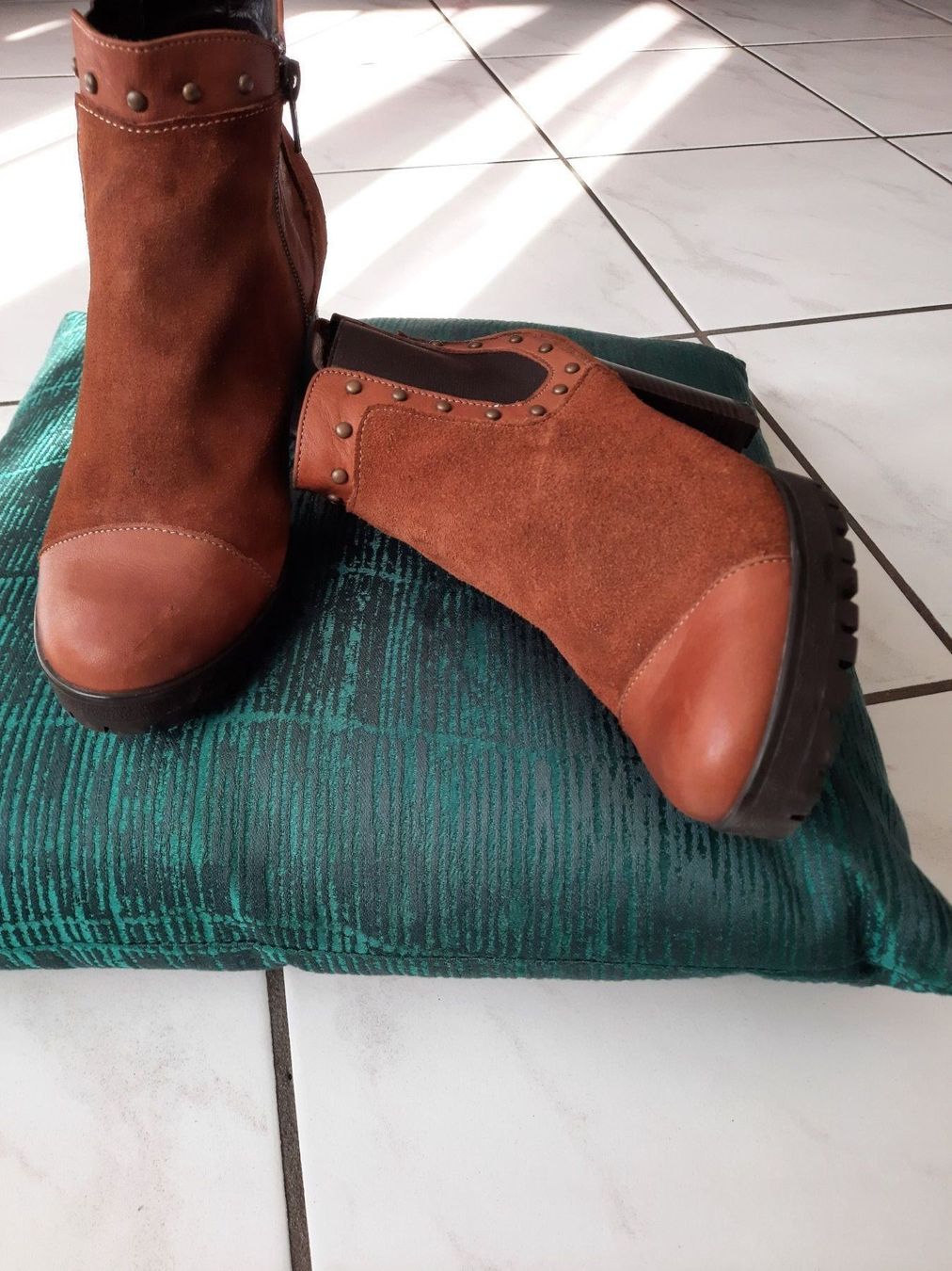 Scarpe da donna: Stiefelleten Gr.38 – Nuovo (secondo la descrizione) da Niederwil AG venduto da marciag 1