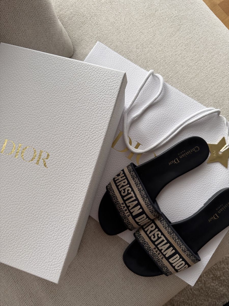 Dior Scarpe da donna: DIOR Women Sandals – Usato da Wädenswil venduto da ine_gl2r