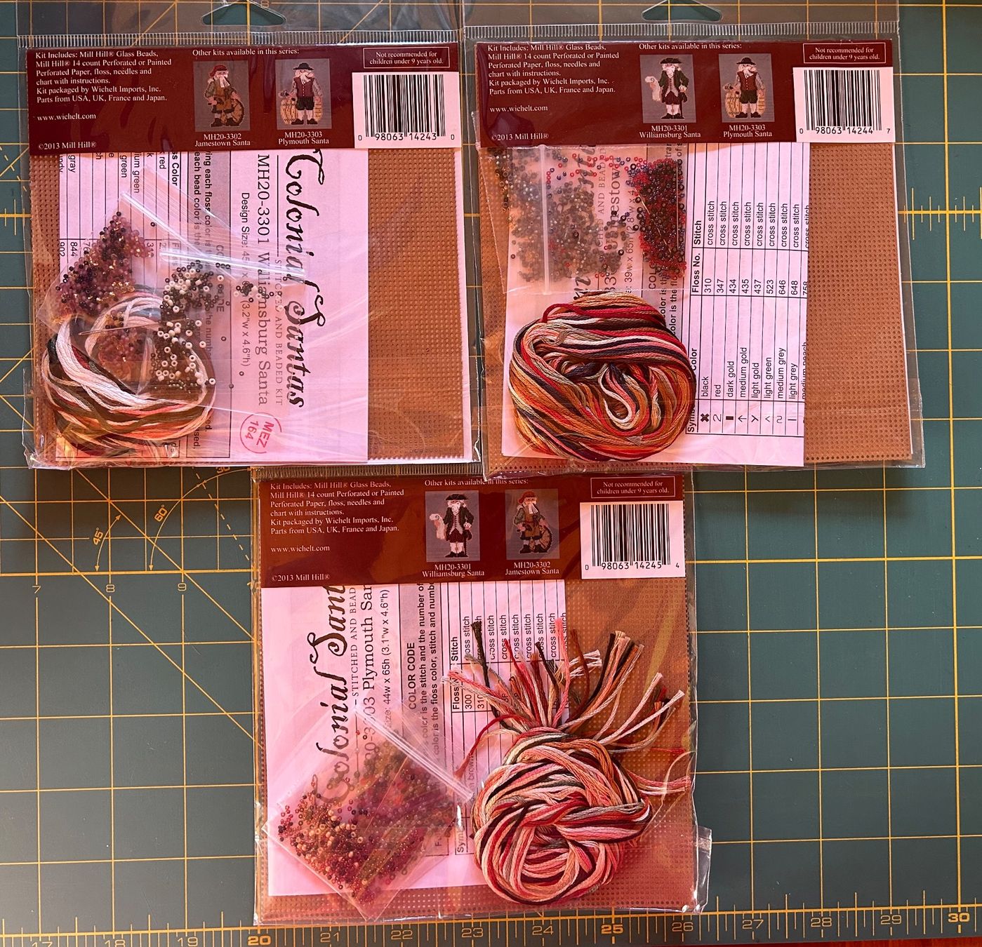 Bastelsets: Lot complet de 3 Colonial Santas de Mill Hill – Neu und originalverpackt aus Bouveret von sev_qj7l 5