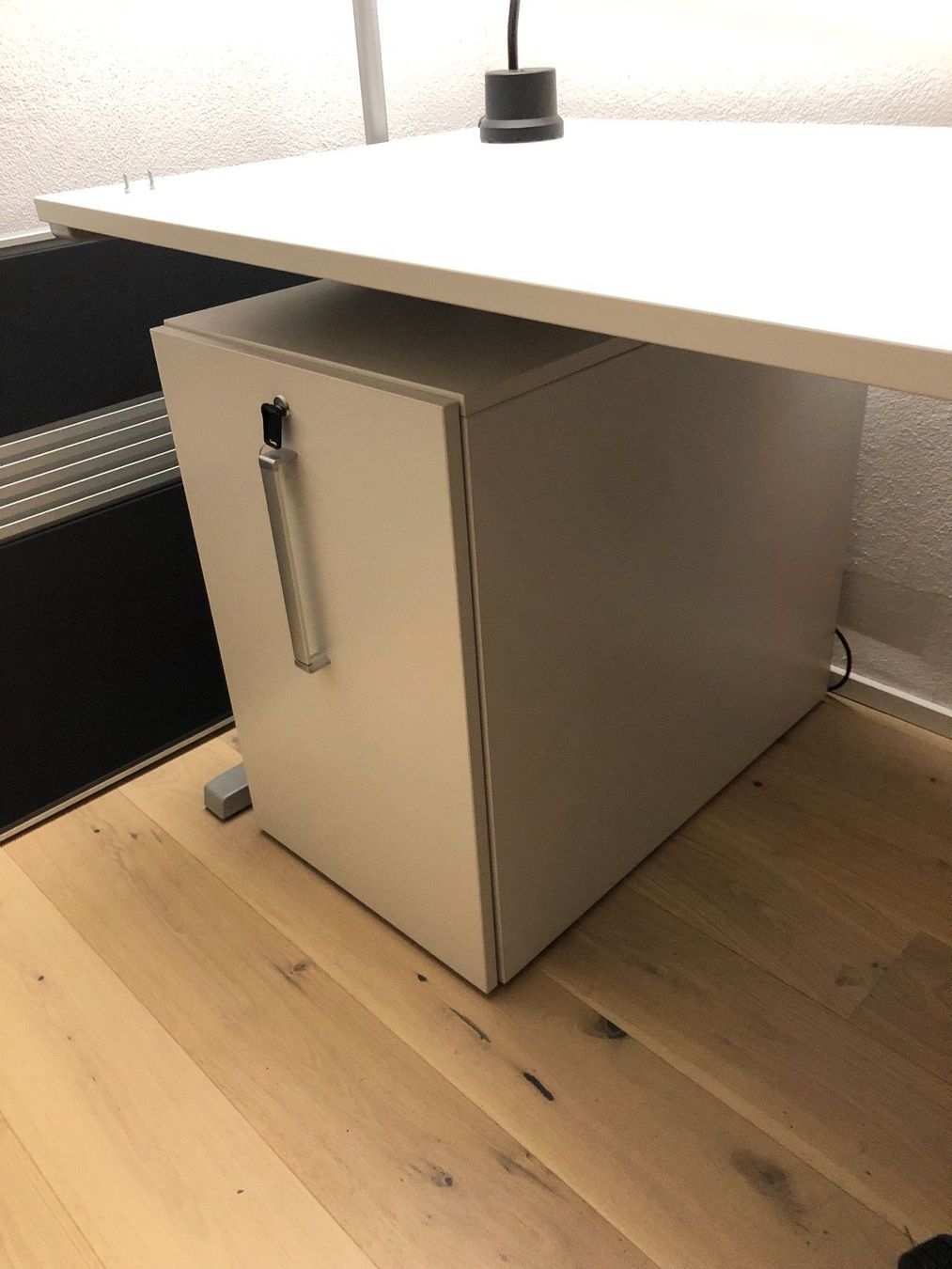 Banconi: Steelcase Büro Korpus – Nuovo (secondo la descrizione) da Uitikon Waldegg venduto da Uitikon73 1