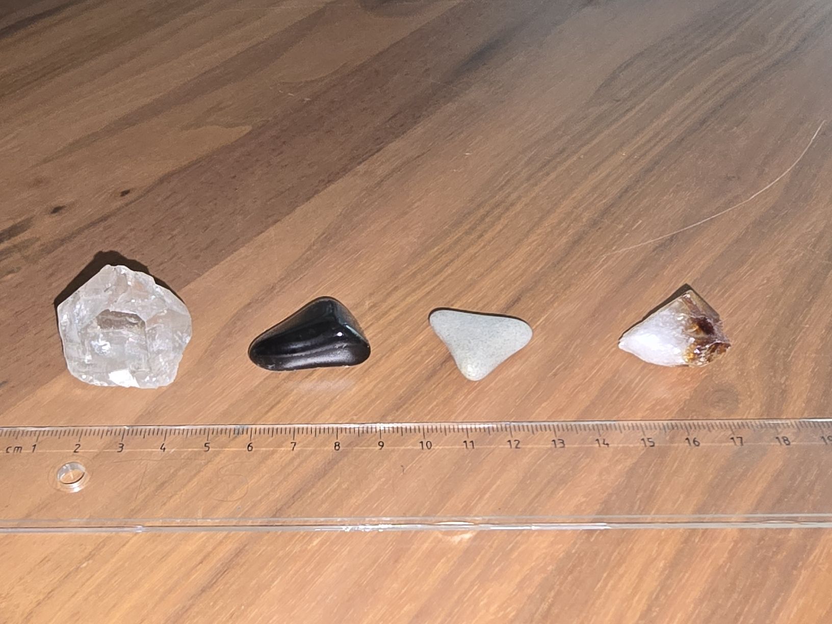 Mineralien & Heilsteine: Schöne Mineralien-Sammlung / Deko-Steine – Gebraucht aus Bern von Aemtseege 7