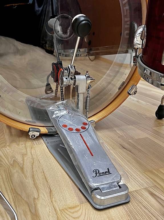 Musikinstrumente: Drumset Pearl Masters, Maple shells, 6-teilig, plus Hardware – Gebraucht aus Frauenfeld von Profi0 5