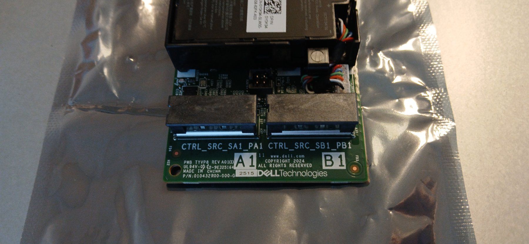 Dell Server: DELL PERC H755 Adapter – Nuovo e nell'imballaggio originale da Gorgier venduto da Cramaboule 2
