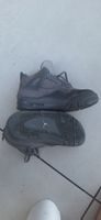 Baskets Jordan enfants gris taille 36 usure visible