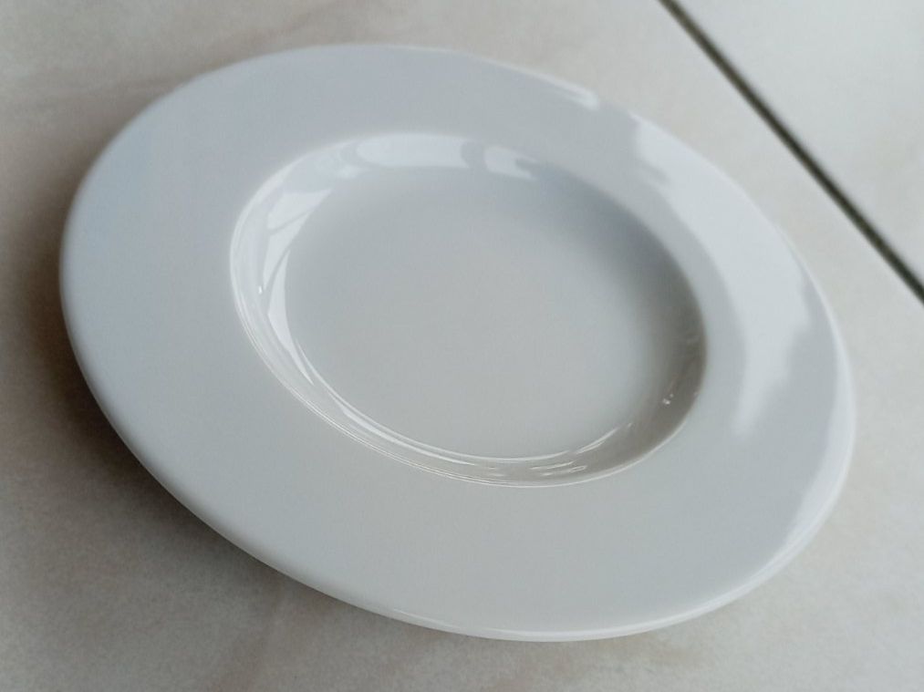 Teller: Langenthaler Porzellan Teller – Neu und originalverpackt aus Winistorf von acreativ 1