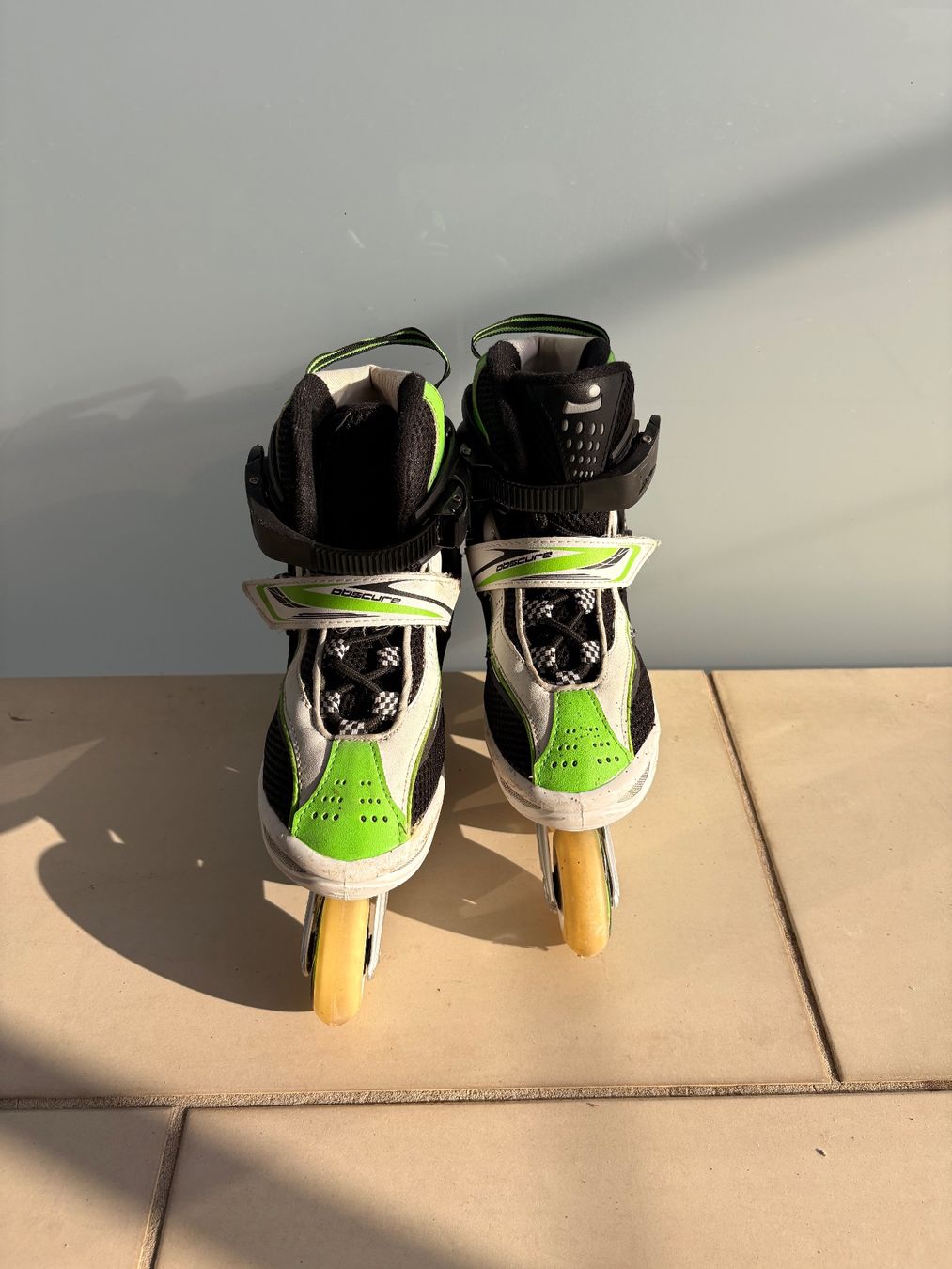 Obscure Inline-Skating & Rollschuhe: Inline Skates/Roller, Grösse 34-37/ Pointures 34-37 – Gebraucht aus Chardonne von Markovbr