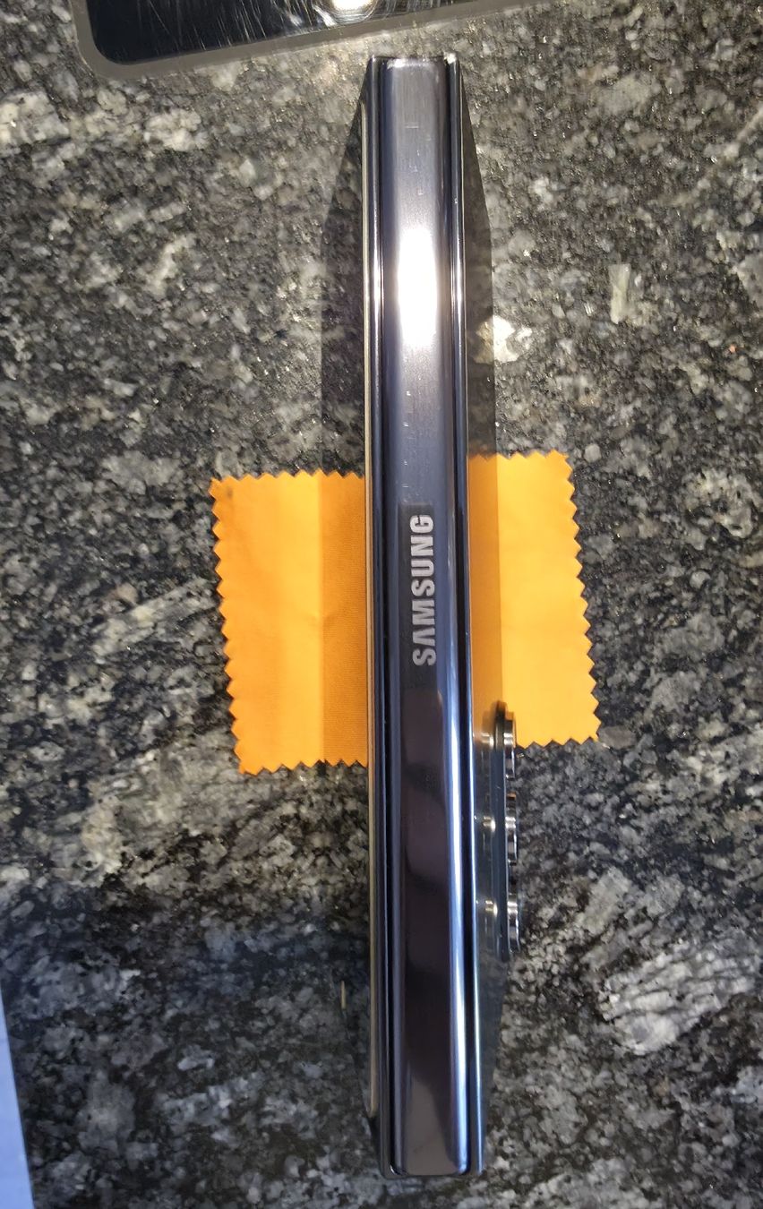 Samsung Telefoni cellulari / Smartphones: samsung Zfold 5 – Usato da Nods venduto da dimBe 5