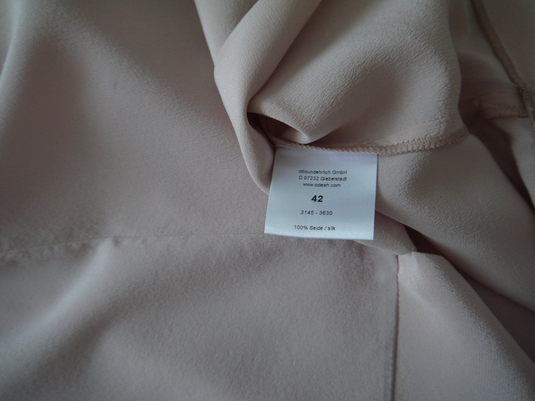 Odeeh Vestiti: ODEEH Kleid aus 100% Seide Gr.42 – Usato da Hagendorn venduto da Blaf 2