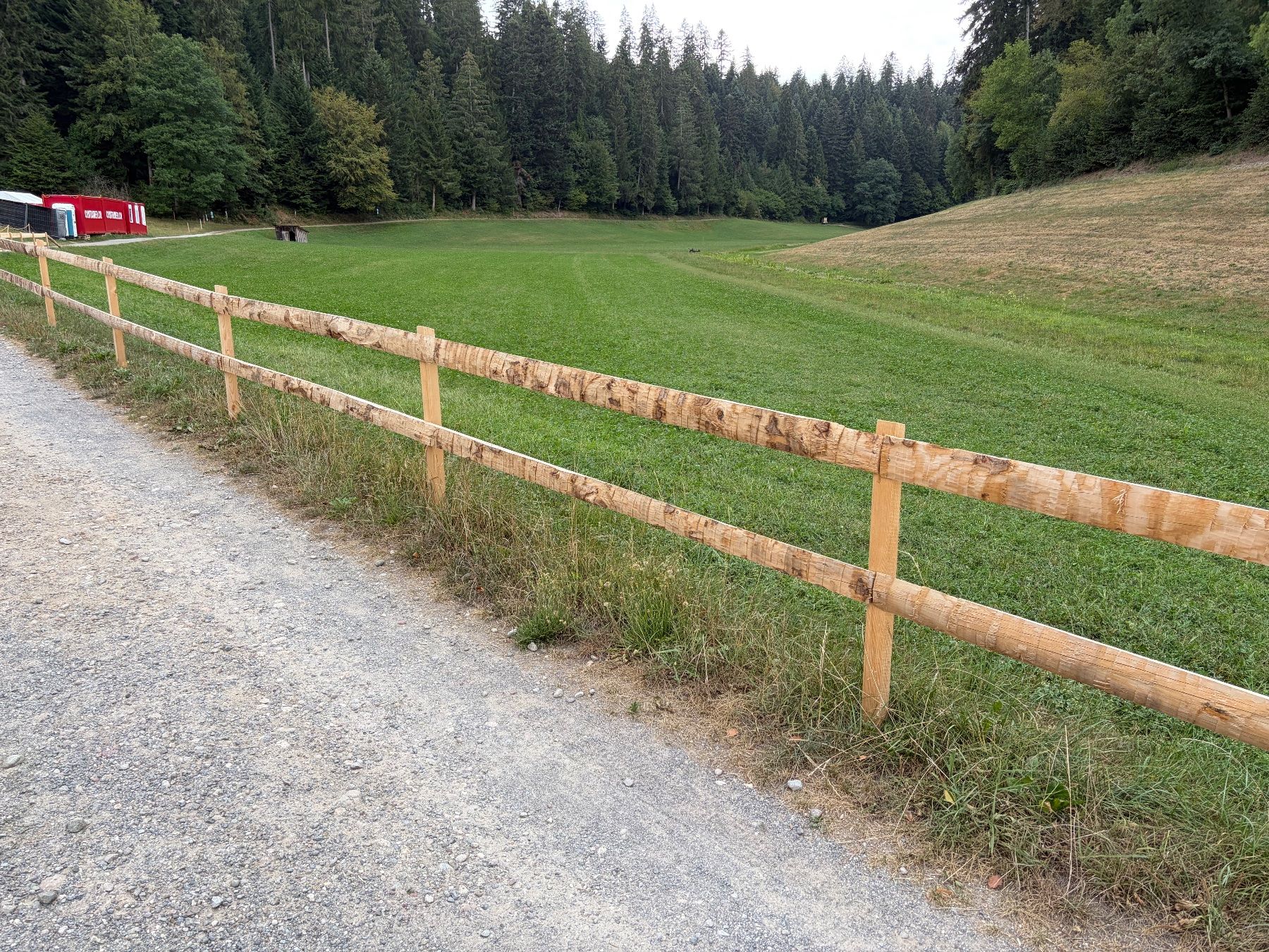 Holzartikel: Zaun mit Holz-Schwarten – Gebraucht aus Steffisburg von Peter240 1