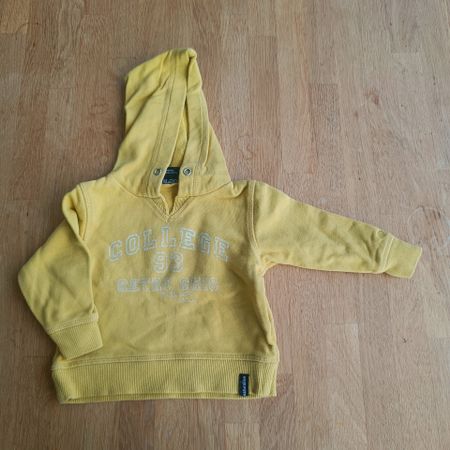 Pullover Grösse 68