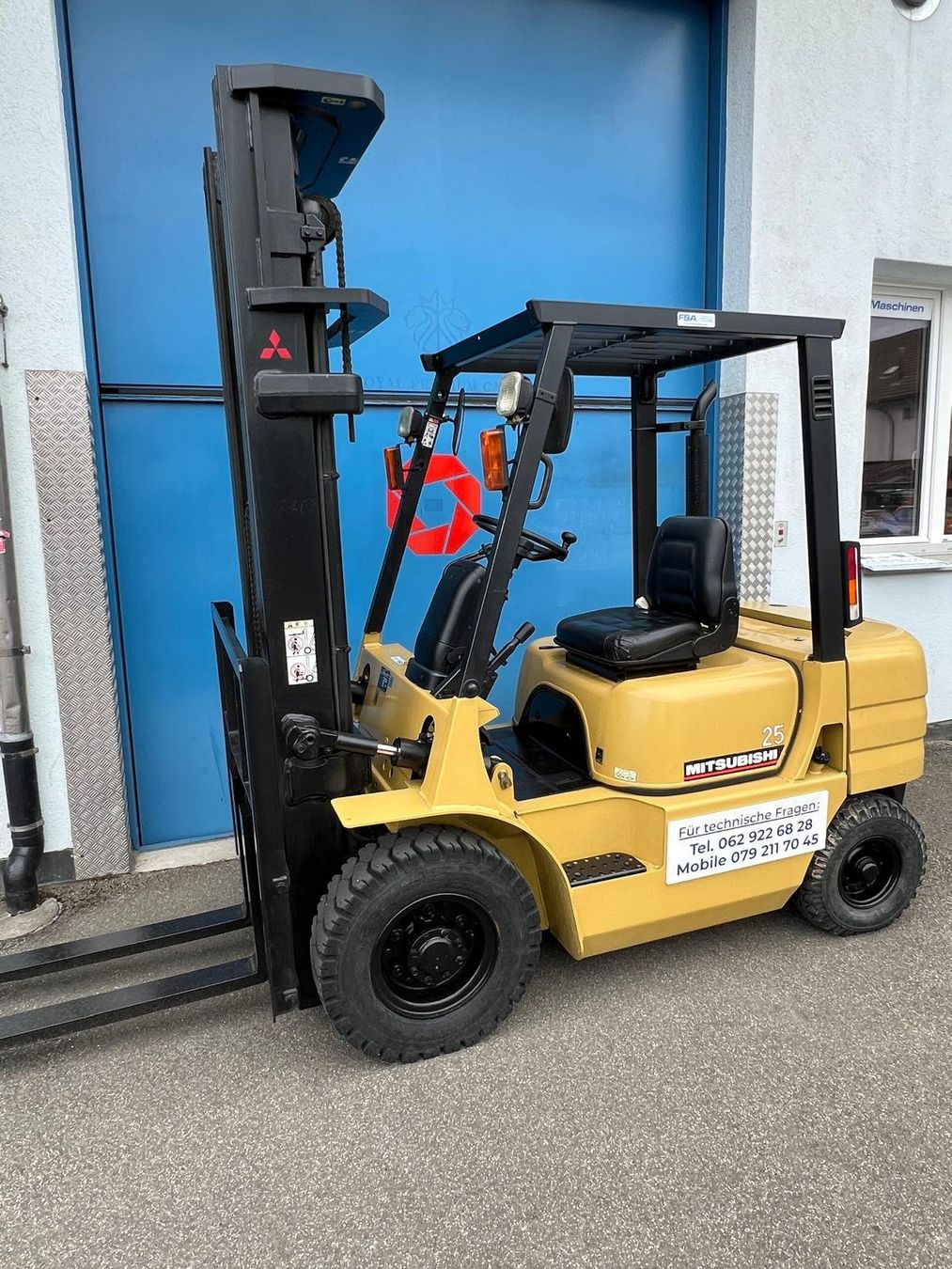 Mitsubishi Carrelli elevatori e a forche: MITSUBISHI Benzin-Gabelstapler 2.5 ton, 5 m – Usato da Aarwangen venduto da fsa-maschinen 4