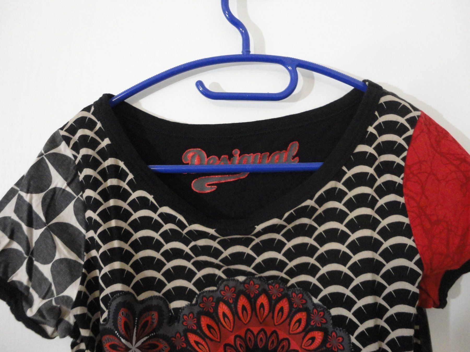 Desigual T-shirt: Desigual Shirt, XL – Usato da SAXON venduto da Mariposita1428 1