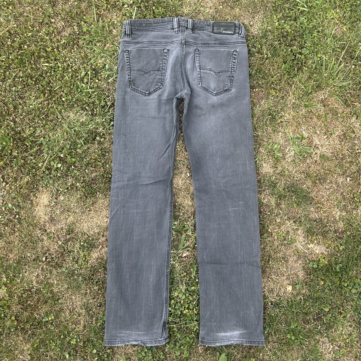 Diesel Jeans: Y2K Diesel Viker straight Jeans  – D'occasion à brent par fukusapes 4