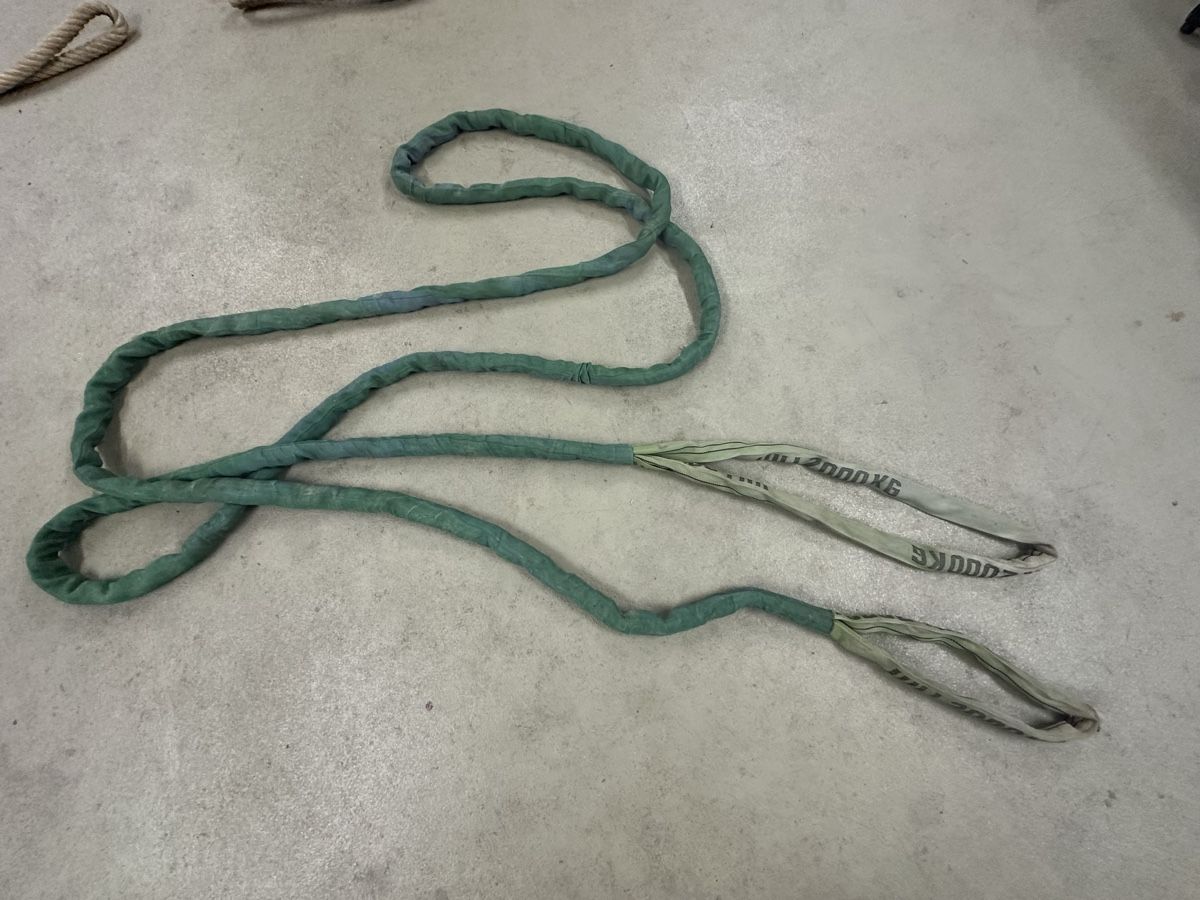 Accessori per altri veicoli: 2000KG Webbing Sling, perfect for lifting projects. – Usato da Mollis venduto da rog_5dqs 1