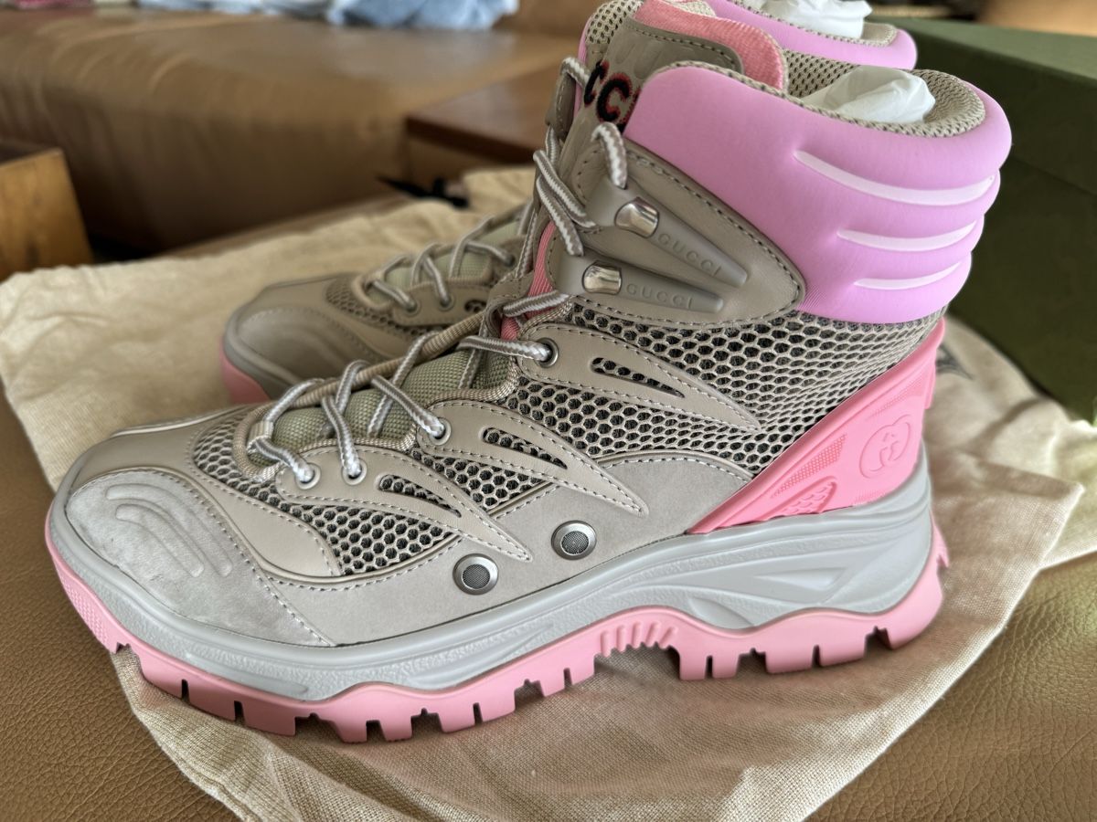 Scarpe da donna: Neu Gucci Gr.38 Boots – Nuovo (secondo la descrizione) da Belp venduto da Aliya 8