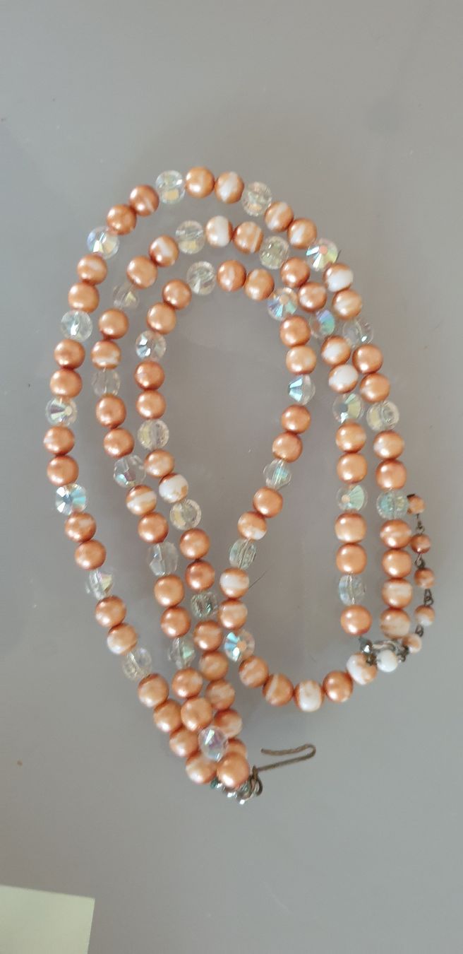 Perle (finte): perlenhalskette in hellem Orangen Top – Usato da Zürich venduto da bre_22v9