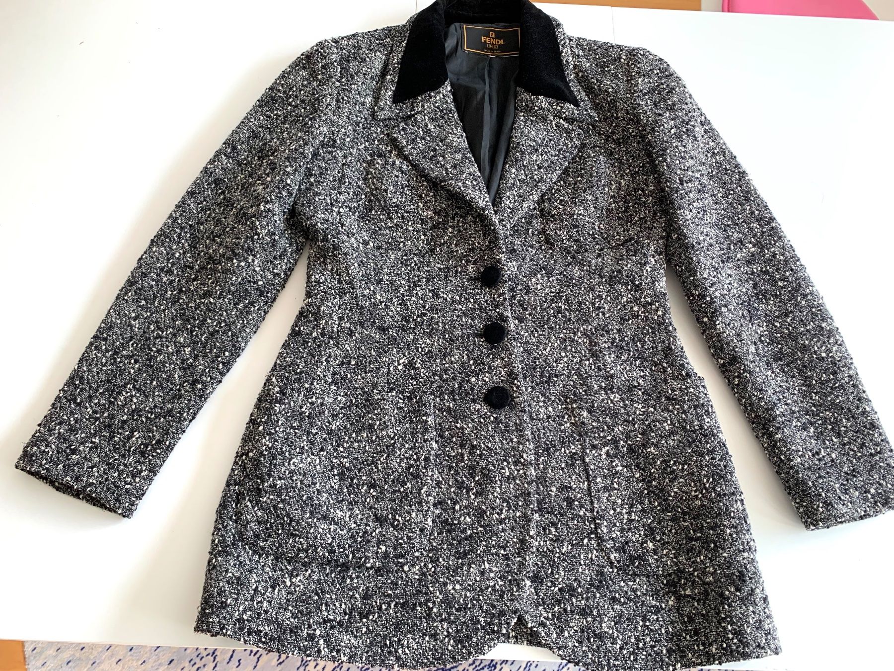 Fendi Giacche: FENDI Traum Longblazer/Jacke Gr. 34 – Usato da Meiringen venduto da snahhanssnah