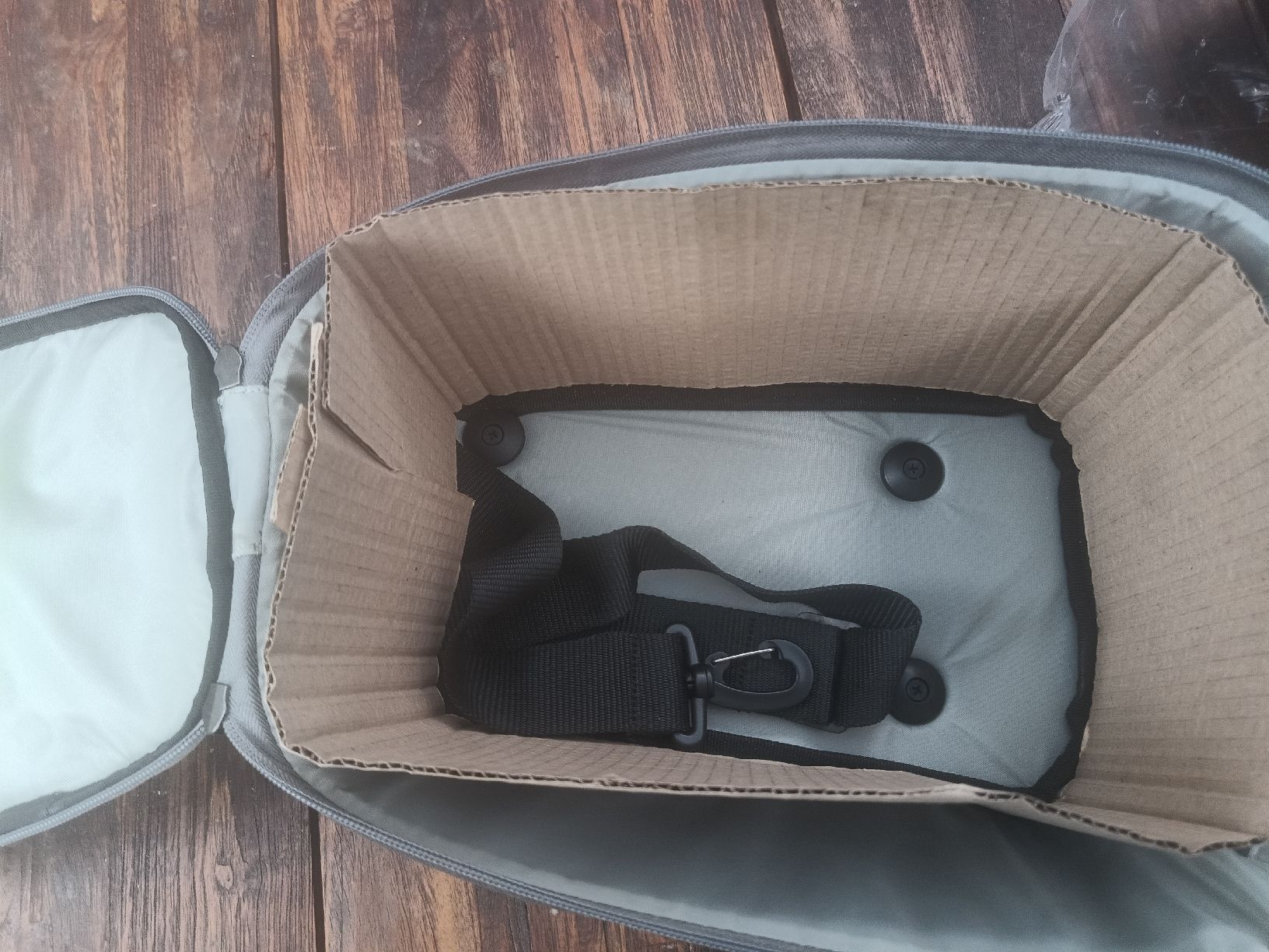 Pezzi di ricambio: Racktime Fahrradtasche Neu  – Nuovo (secondo la descrizione) da Burgdorf venduto da Bxblau 1