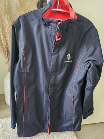Jacke Swisscom dunkelblau rot Grösse M/L neu und ungetragen