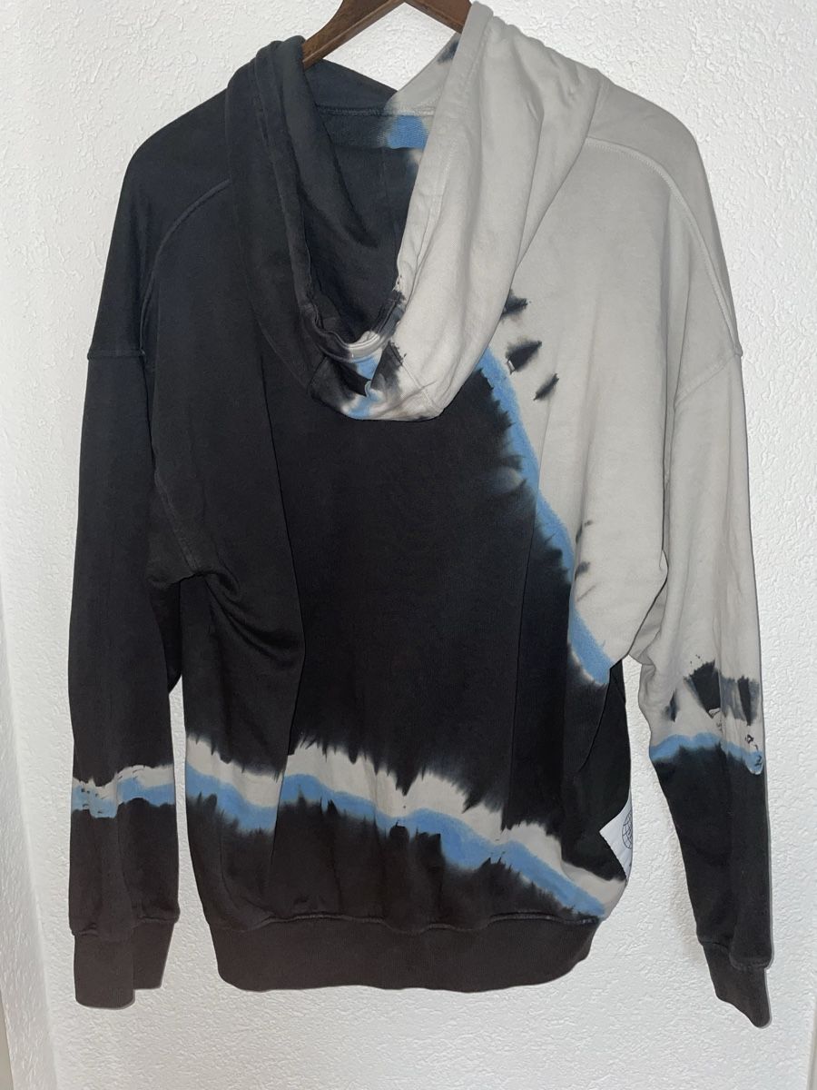 Tommy Hilfiger Pullover & Sweatshirts: Pullover – Neu (gemäss Beschreibung) aus Therwil von YA-8 1