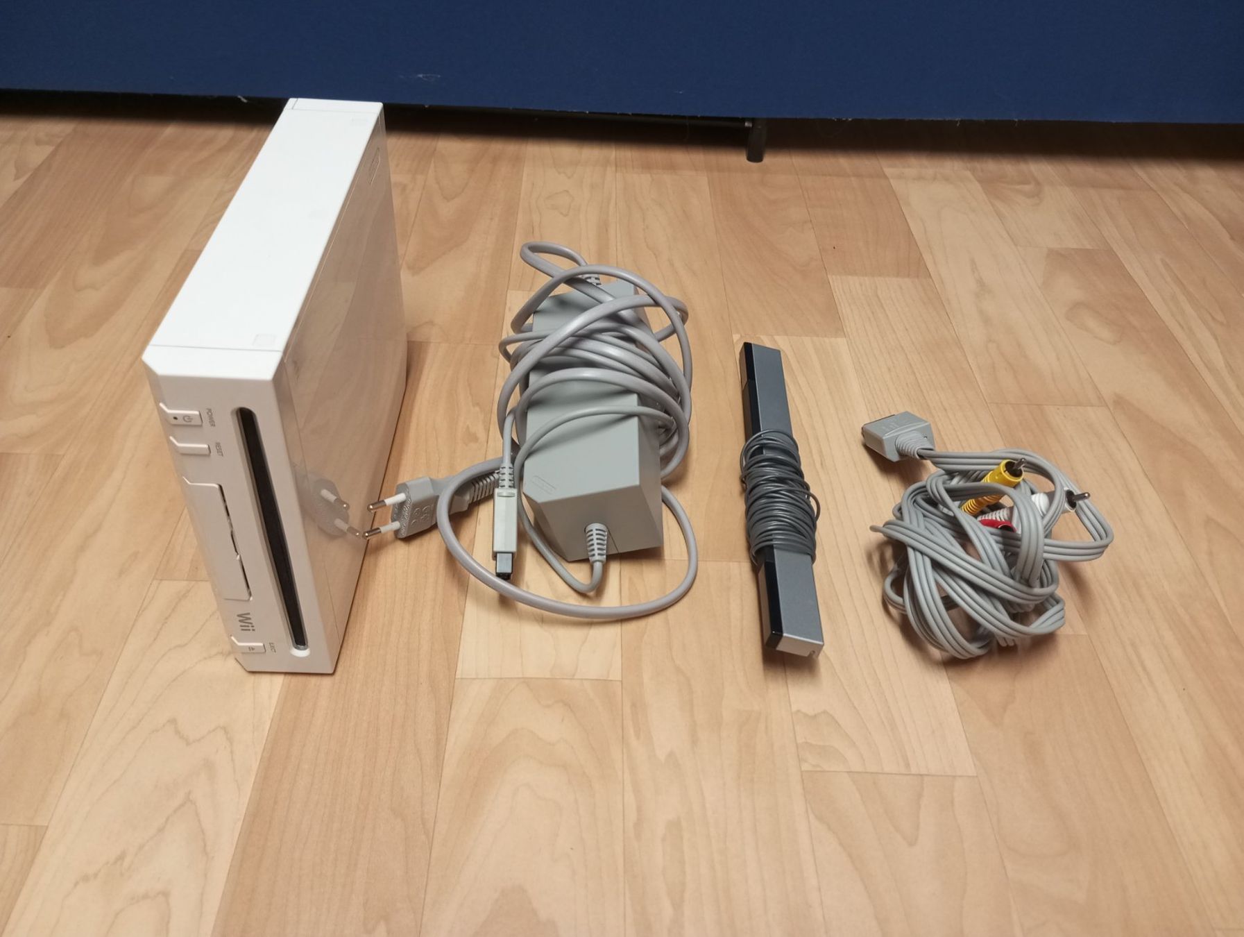 Nintendo Console: Console Nintendo Wii – Usato da Cottens FR venduto da magnius01