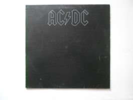 AC / DC  -  BLACK IN BLACK