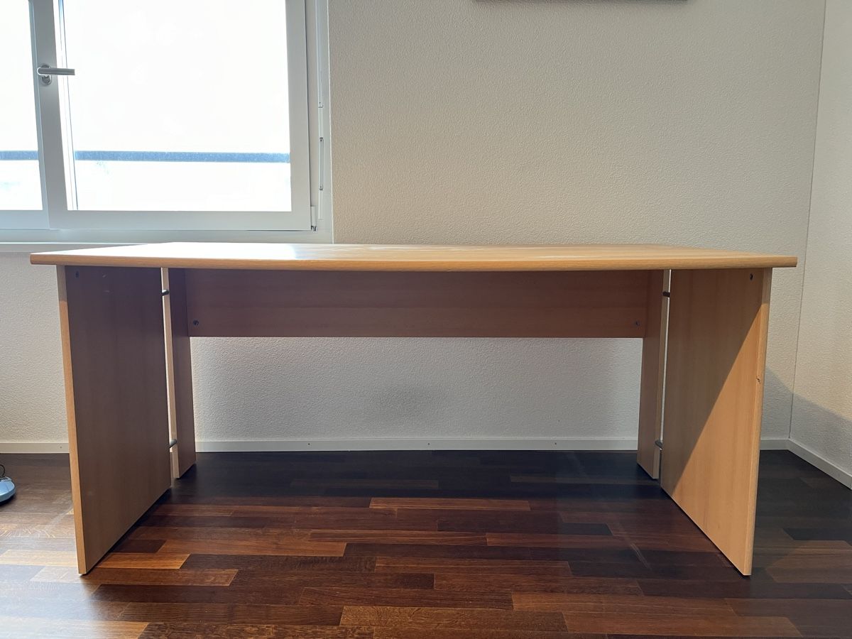 Scrivanie: Schreibtisch / Bürotisch – Usato da Pfäffikon ZH venduto da mal_xs7b 1