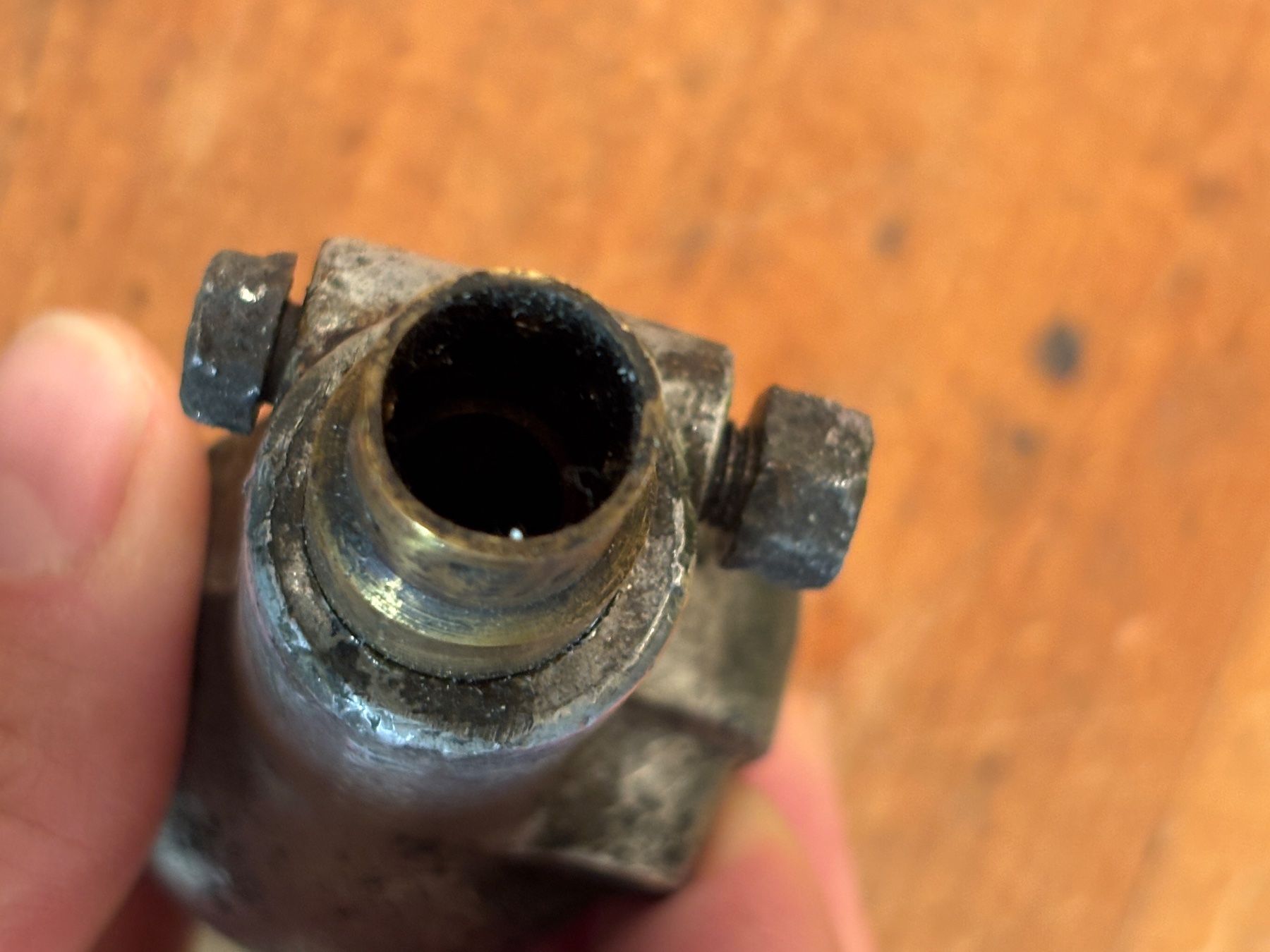 Tutti pezzi di ricambio auto: alter Tachoantrieb Oldtimer Tachoschnecke 1930er – Usato da THERWIL venduto da Fcbbasel 1