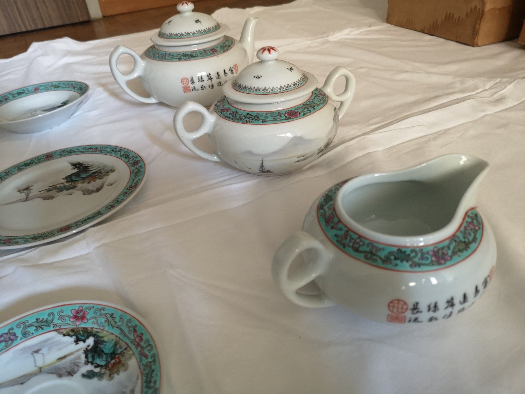 Set di piatti: Set piatti dipinti Cinesi (92 pezzi!) – Nuovo e nell'imballaggio originale da Losone venduto da NSX 1