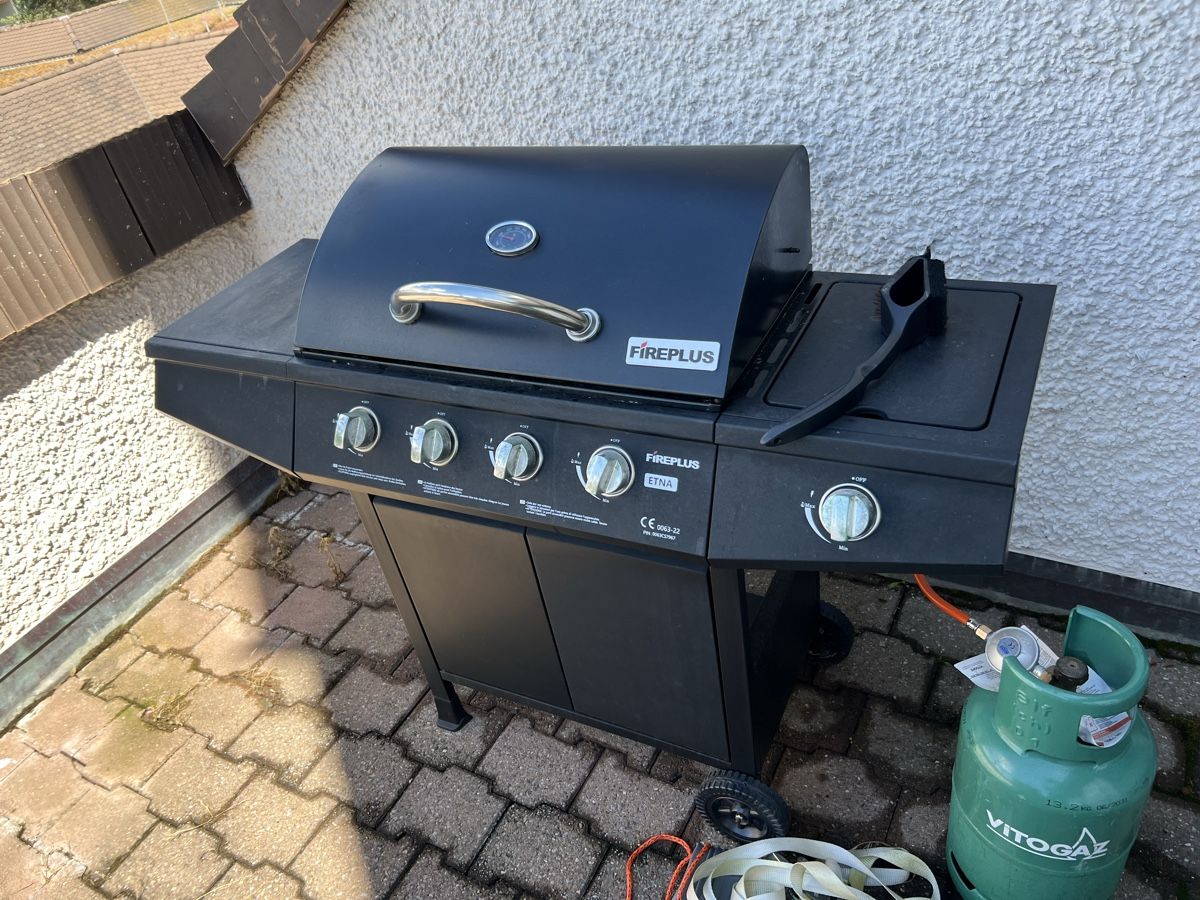Grills: Gebrauchter Gasgrill Fireplus – Gebraucht aus Zumikon von mar_5btm