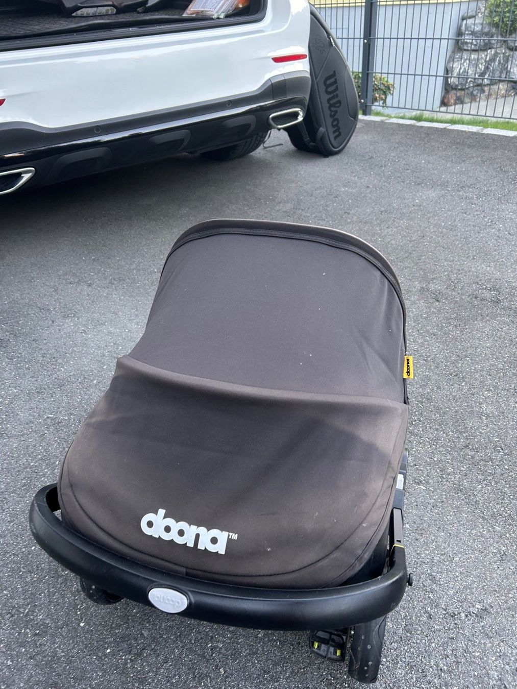 Doona Kinderwagen: Doona Kinderwagen mit Isofix Basis – Gebraucht aus Felsberg von saja00 4