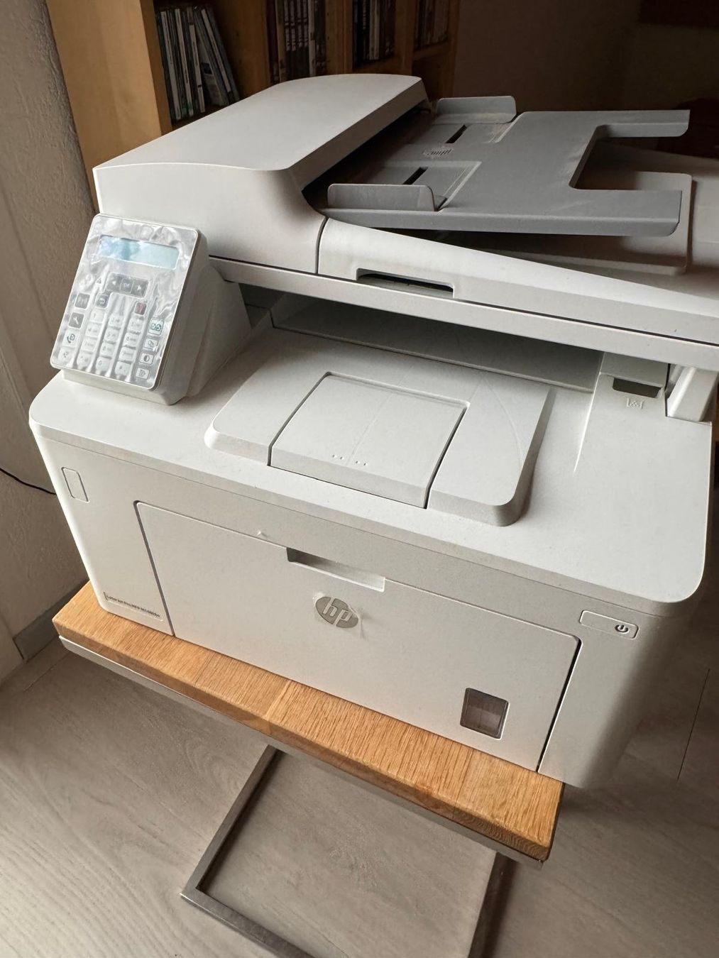 Hewlett Packard Stampanti: HP LaserJet Pro MFP M148fdw / Multifunktions Laserdrucker – Usato da Opfikon venduto da Camparisoda