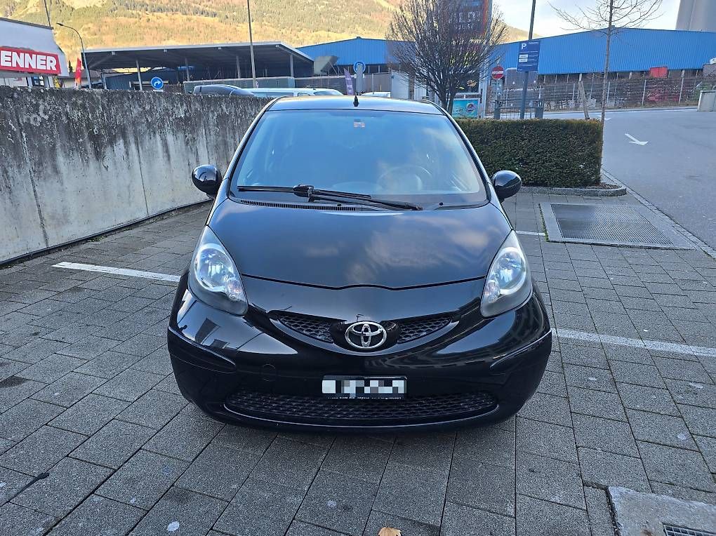 Automobili: Toyota AYGO 1.0 – Usato da Chur venduto da gorilla_boom 3