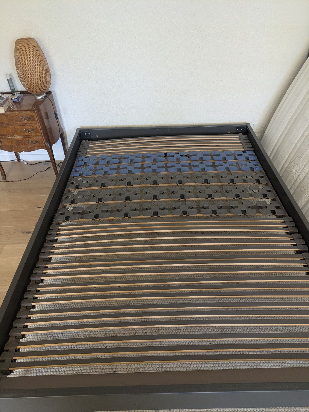 Interio Letti: Schlichtes Bett 140x200 – Usato da Zürich venduto da mir_p2jl 1
