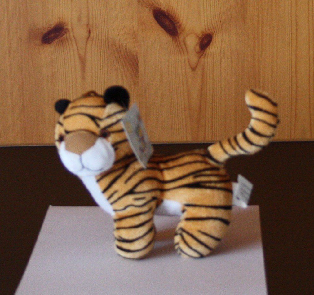 Giocattoli: Plüschtier Tiger NEU – Usato da Flüelen venduto da Diversicum-Shop