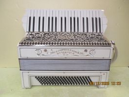 Akkordeon M.Hohner L'organola